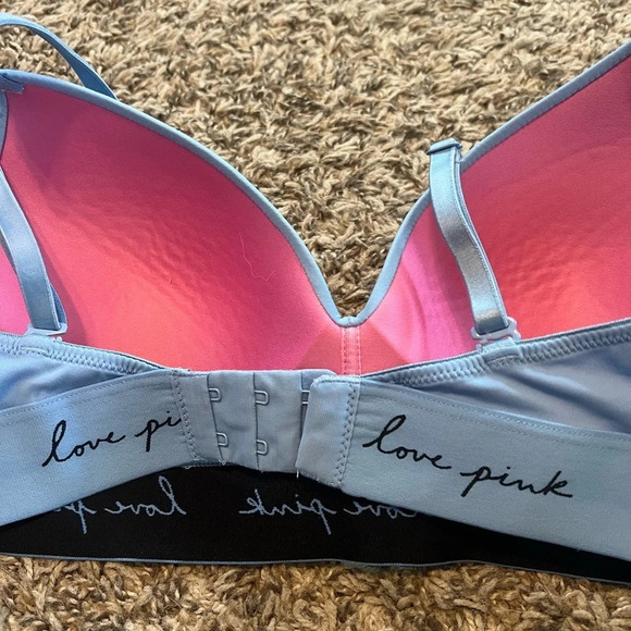 Victoria Secret Pink Lightly Lined Bra - Picture 3 of 3